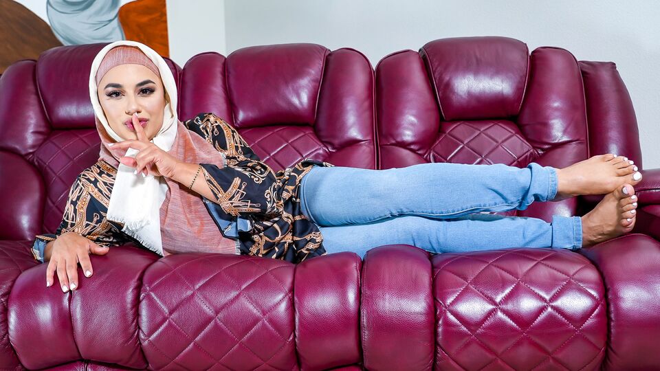 Sexe de excitant avec la vive  Brianna Bourbon de Hijab Mylfs