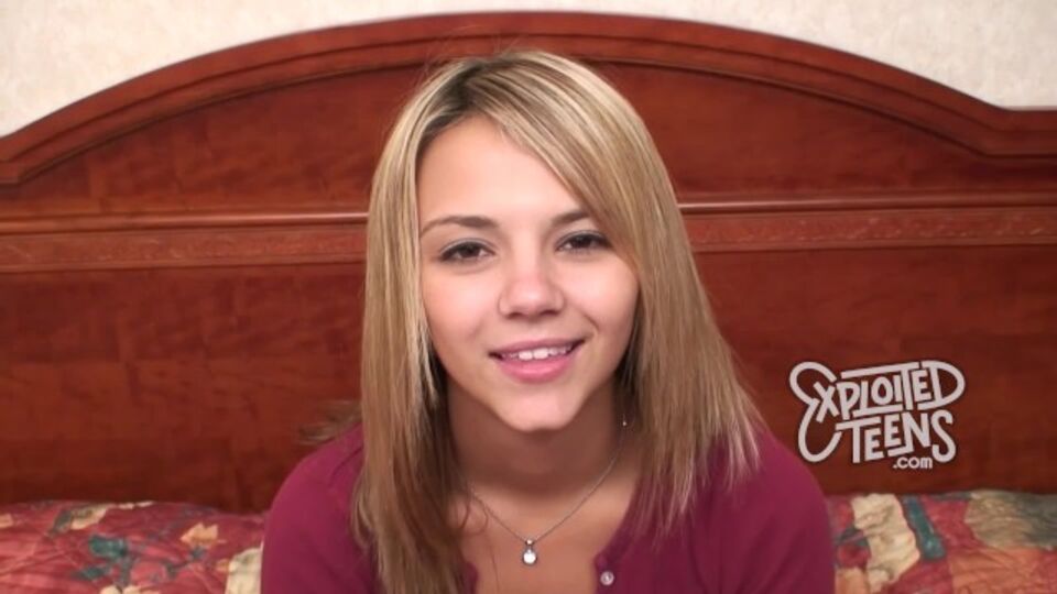 Zierliche Ashlynn Brooke in der Hauptrolle in Amateur Pornofilm