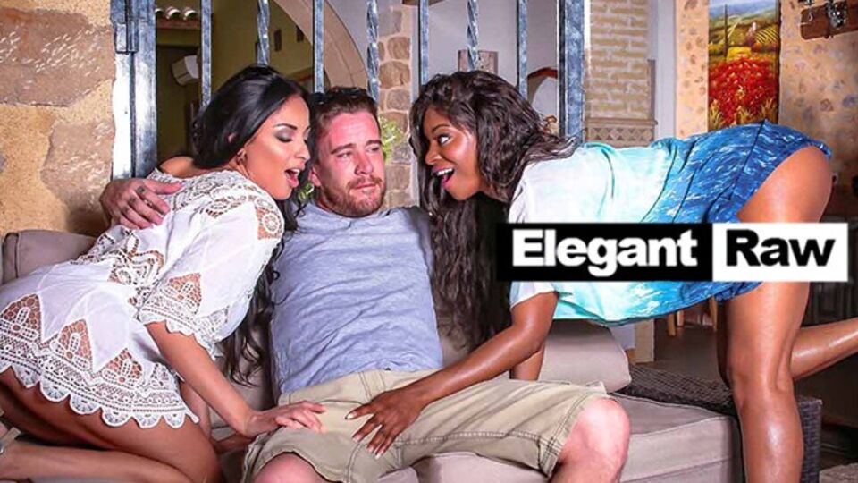 Elegant Raw präsentiert Anissa Kate und Jasmine Webb's Doggystyle Sexfilm