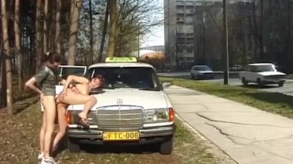 Aphrodisierende Göttin - Jung XXX-Film - Fuck On Street