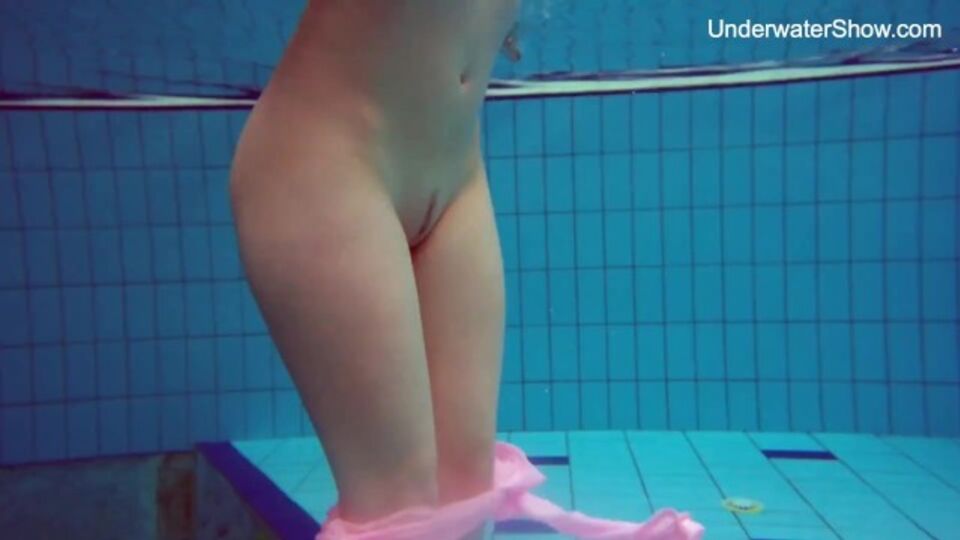 Underwater Show - hottest ever smut