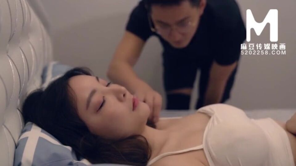 Beautiful doll - 中文 clip - AsiaM