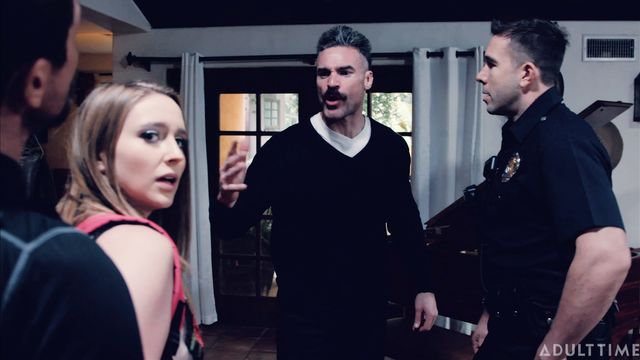 Pornografía de fetiche protagonizado por la bien parecida Laney Grey