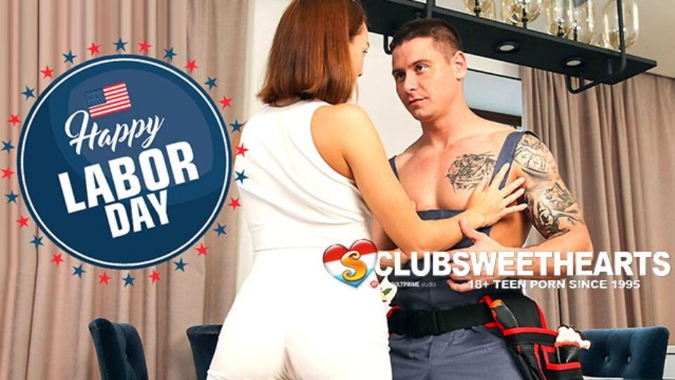 Chaudasse dans action pipe de Club Sweethearts