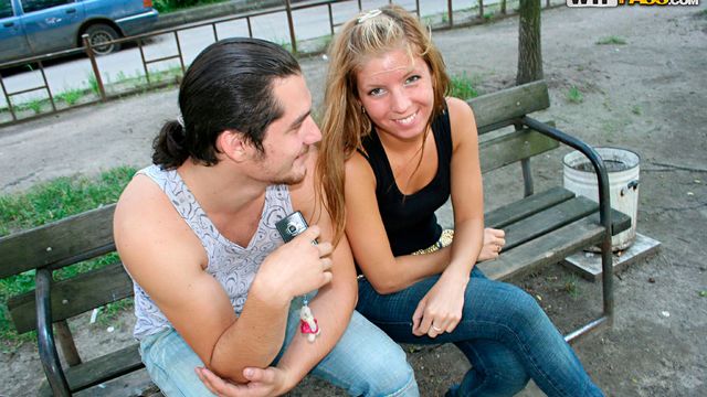 Niedliche Roxana's Sexstreifen anschauen