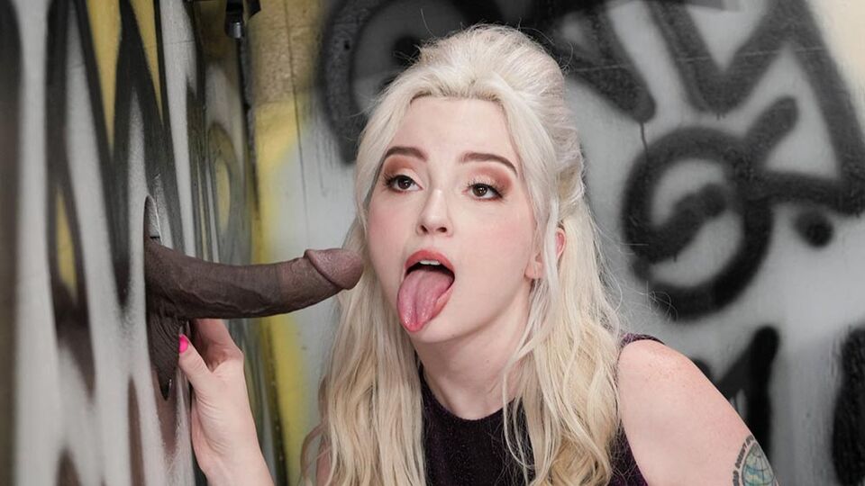 Lexi Lore em cabelo liso trailer no GloryHole