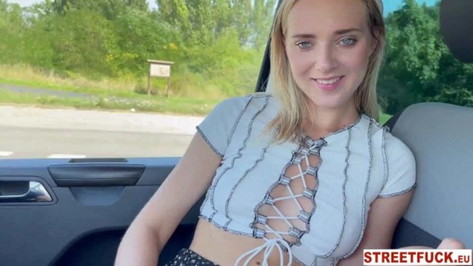 Biegsame Oxana's Sex anschauen