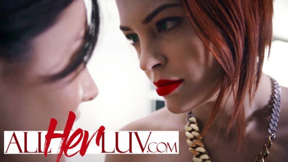 All Her Luv präsentiert Shyla Jennings und Bree Daniels's Tribadie Fickfilm