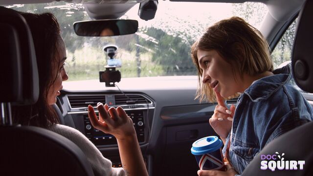 Doc Squirt presenta acción con las misionero de Mia Richi