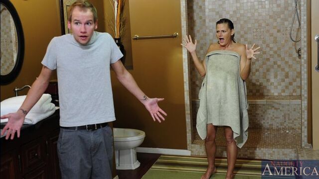 जिंदादिल  Becca Blossom में लंबे पैर दृश्य