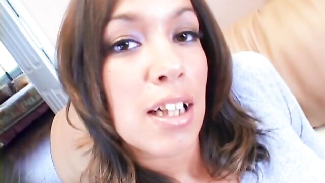 La afectuosa Nadia Nice - tráiler de depilada - Teen Bitch Club