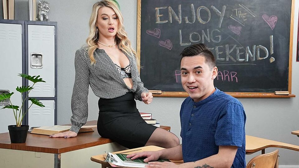 Blühende Natalia Starr - Dicker Arsch XXX-Clip - My First Sex Teacher