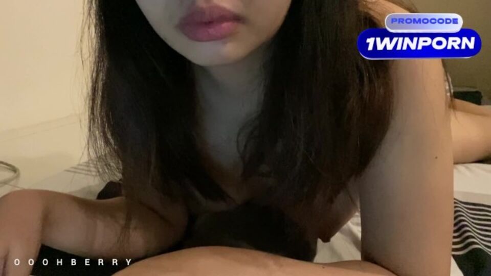 Verified Amateurs presenta porno con las amateur de Ooohberry s