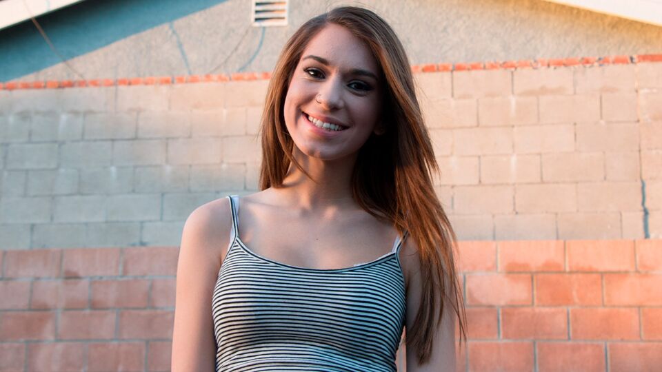 L'ensorcelante Joseline Kelly en vedette dans porno pipe