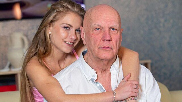 La plástica Bonnie Dolce - película de misionero - Beauty and the Senior