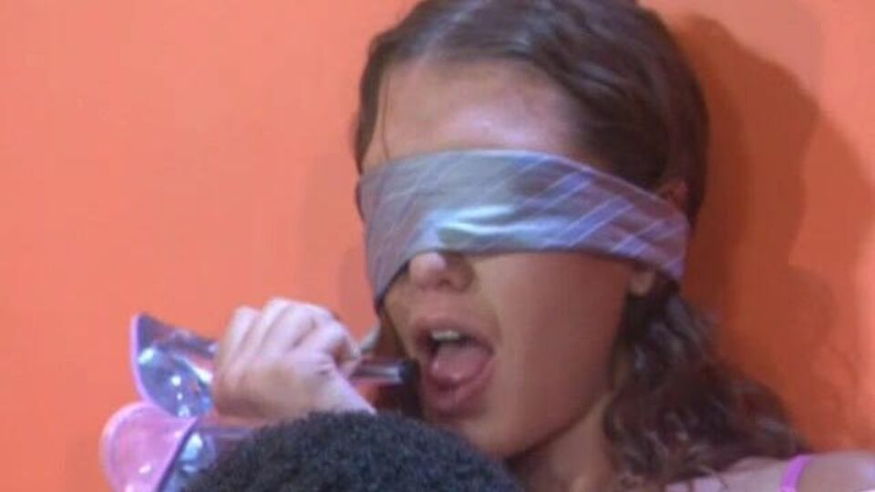 Alicia Alighatti em metendo de lado ação no Teen Bitch Club