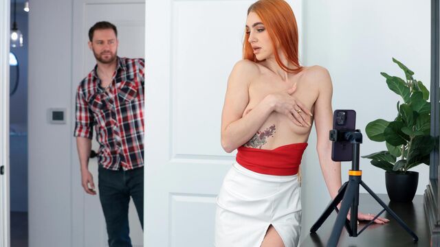 Porno tette naturali con pura Little Dragon di Nubile Films