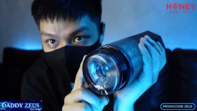 Verified Amateurs presenta video fetish con Daddy Zeus Official