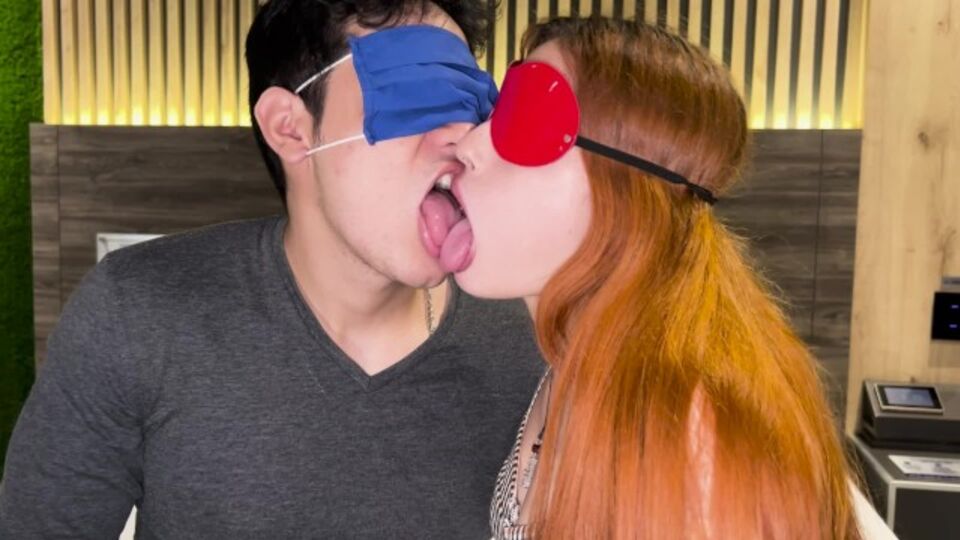 La perra de Lucifer en acción de asiática de Verified Amateurs