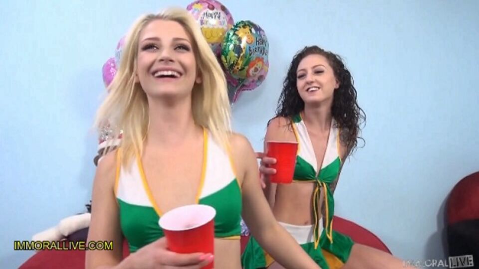 La pura Porno Dan y Kendra Cole en pornografía de squirt