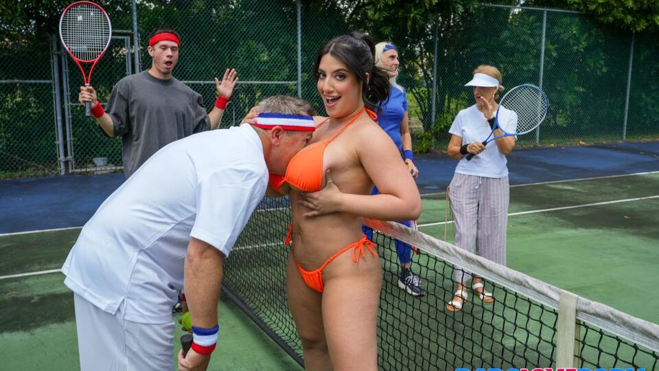 Sarah Arabic en xxx de tetas grandes de Dad's Love Porn