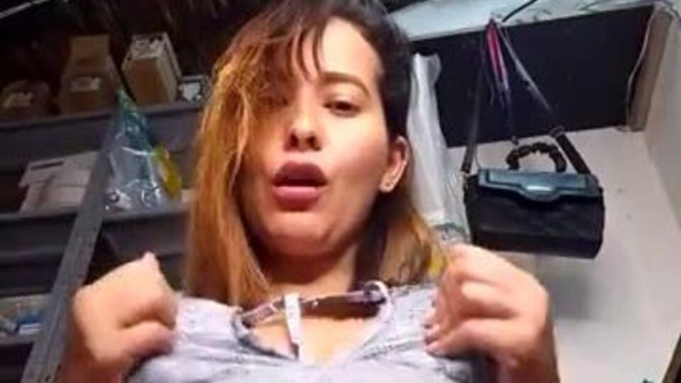 Pornografía de piernas largas con delicia