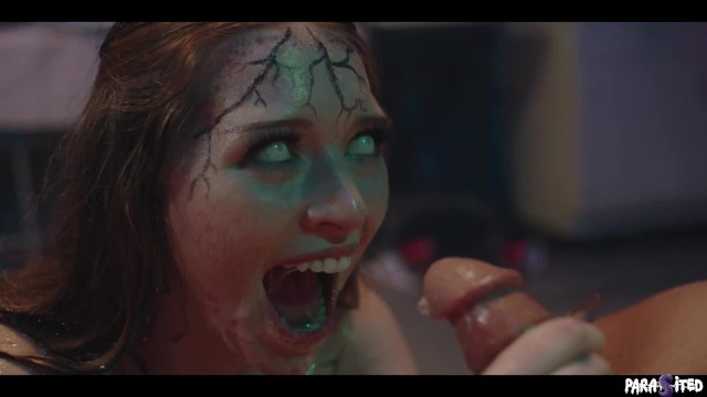 Pussy lecken Trailer mit genialer Octavia Red und Anna Claire Clouds von Parasited