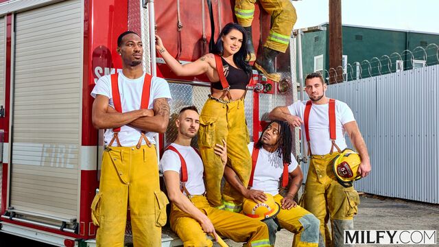 MILFy - séquence longues jambes