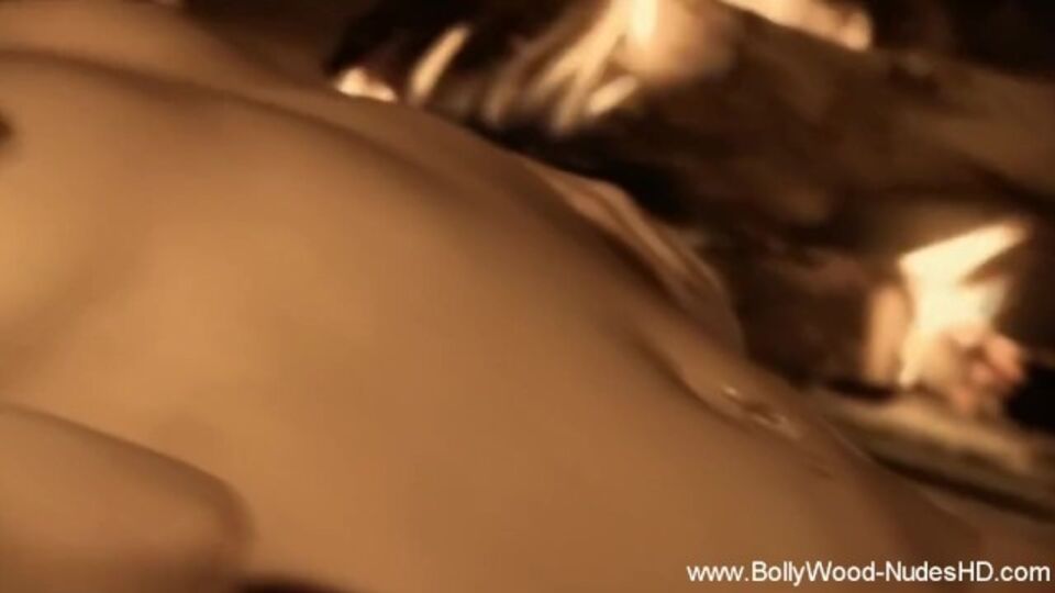 Loba en película de hembras de Bollywood Nudes HD
