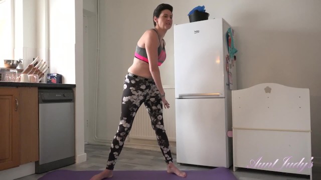 Pura ninfetta in filmato solo donna