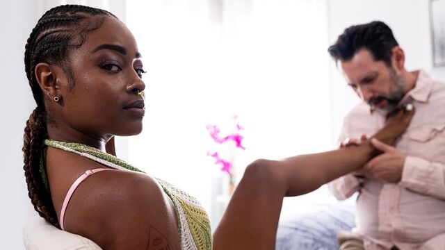 Destiny Mira dans vidéo black de Pure Taboo