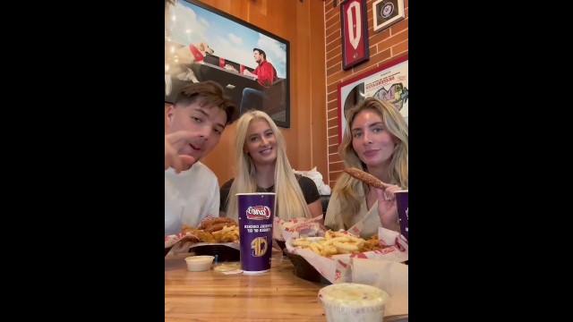 विलक्षण  Bonnie Blue और Sophia Isabella में अभिनय किया hd दृश्य