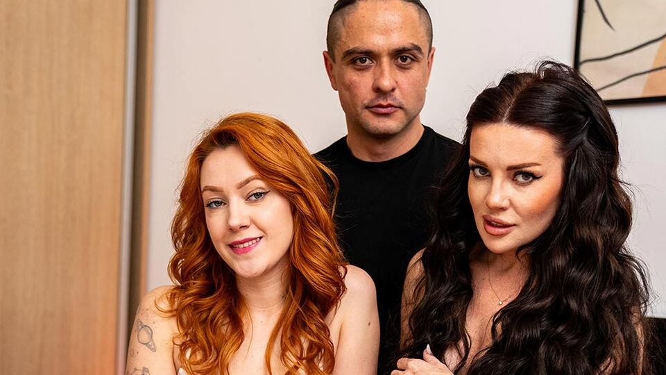 Cherry Candle y Luna Roulette en xxx de misionero de Cherry Candle