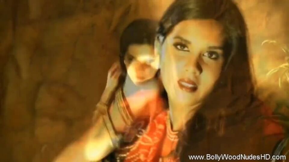 Tráiler de morena protagonizado por la placentera reina