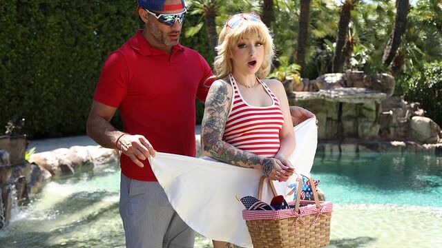 New Sensations presenta trailer cowgirl con Stevie Moon