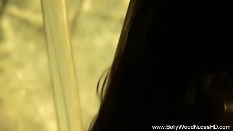 Bollywood Nudes HD - porno de solo