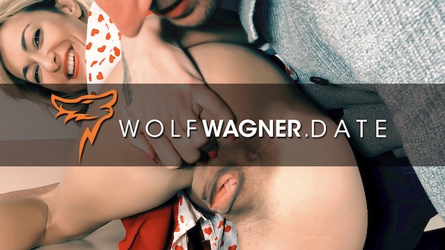 Wolf Wagner Love presenta scena bionda con Pornfighter Long John e Lola Shine