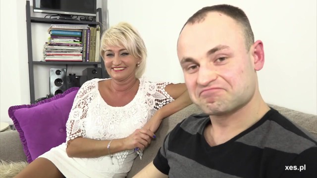 L'harmonieuse demoiselle dans porno mature