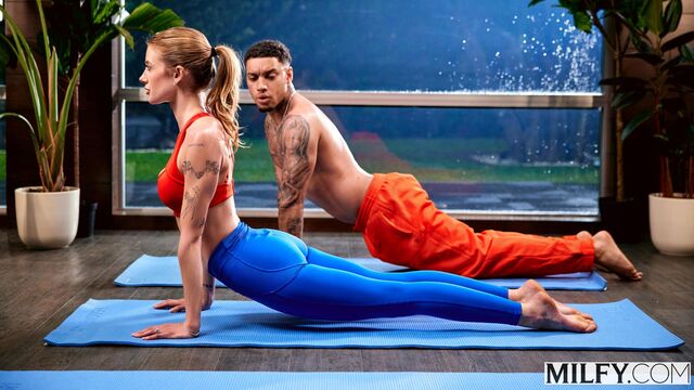 Big ass trailer with well-formed Barbie Feels from MILFy