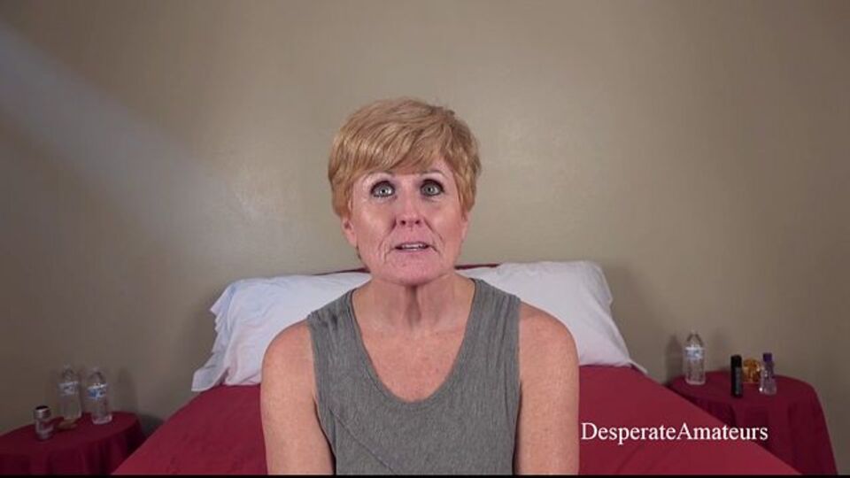 Gerissene Madam - Interracial Sexfilm - Desperate Amateurs