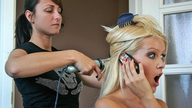 Schönheit Sophie Moone's Fickfilm anschauen