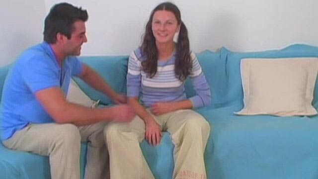 Lüsterne Kim's Dicker Arsch Trailer