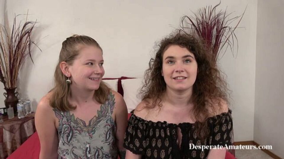 Contenido de lésbica con Alisha y Carolyn