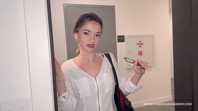 पक्का realcobracummander में अभिनय किया MILF क्रिया