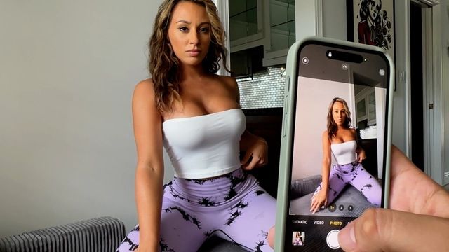 Adolescente ação com fumegante Scott Stark do Verified Amateurs