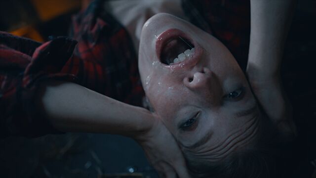 सम्मोहक Octavia Red में अभिनय किया बड़े स्तन विड.