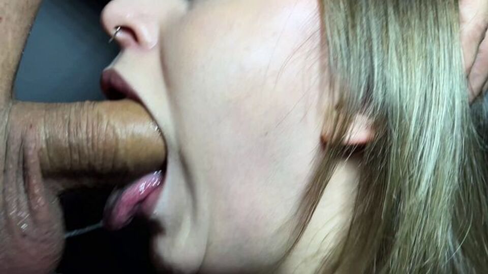 Amateur XXX-Film mit engelhafter kissallisse von Verified Amateurs