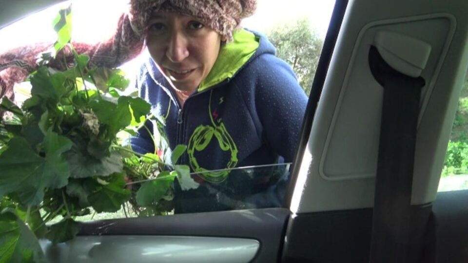 Mira clip con la linda SouzanHalabi