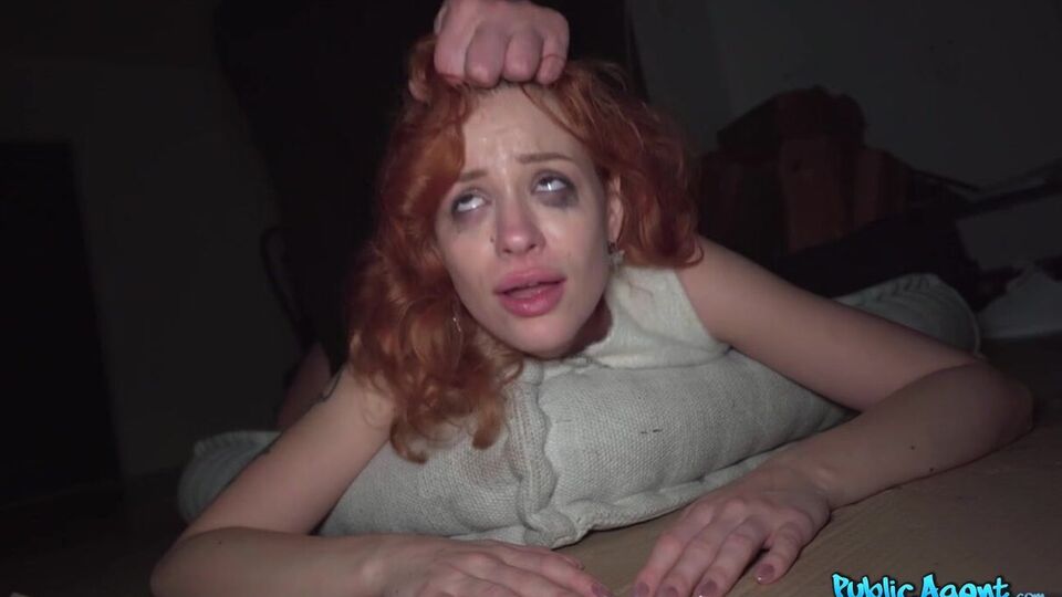 Fakehub presenta porno con las oral de Mia Stone