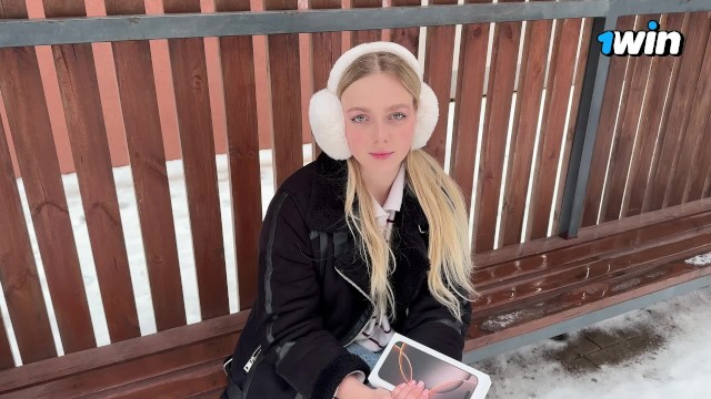 Regardez action de la folle Arisha Mills